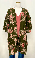 Load image into Gallery viewer, Hadlee Kimono
