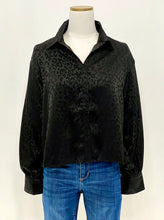 Load image into Gallery viewer, Vivi Leopard Blouse
