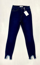 Load image into Gallery viewer, Margo Crop Skinny Jean
