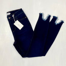 Load image into Gallery viewer, Margo Crop Skinny Jean
