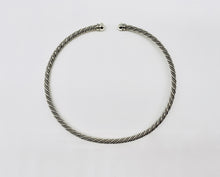 Load image into Gallery viewer, Silver Twist Choker
