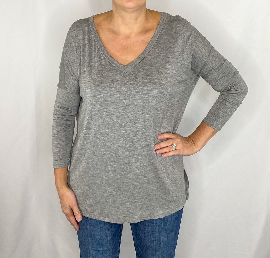 Laurel V-Neck - Grey