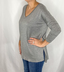 Laurel V-Neck - Grey