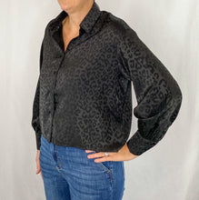 Load image into Gallery viewer, Vivi Leopard Blouse
