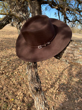 Load image into Gallery viewer, Sierra Wide Brim Hat
